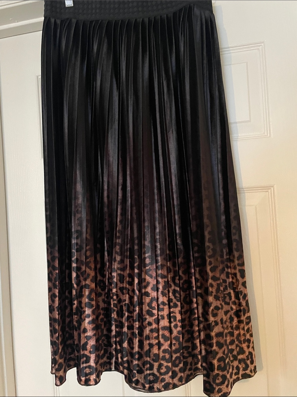 Chico's Black to Brown Ombre Pleated Velvety Long Skirt - Chico’s 1 (8/10)